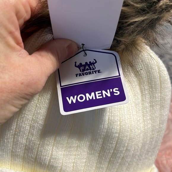 University of Alabama Beanie Off White Cream Winter Hat Acrylic Cap Womens - Picture 6 of 7